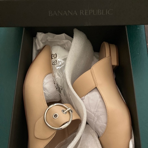 Leather, Banana Republic Belt Strap Flat. Unused, Size 71/2 beige. - Picture 6 of 11